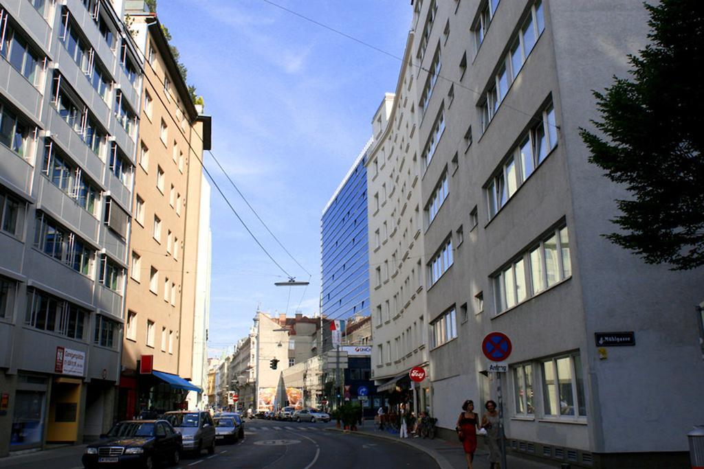 Apartment Center Виена Екстериор снимка